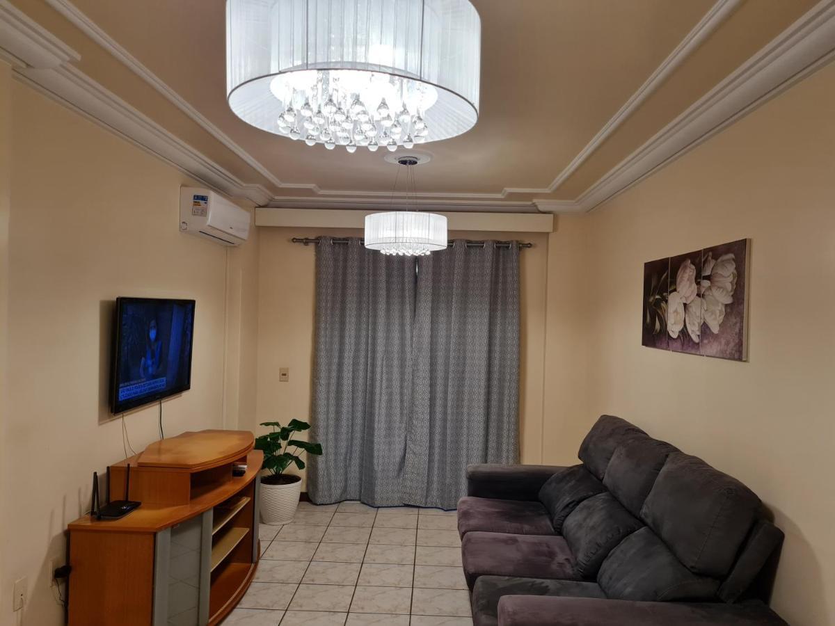 Balneário CamboriúApartamento 2 Quartos Central Diferenciadoアパートメント エクステリア 写真