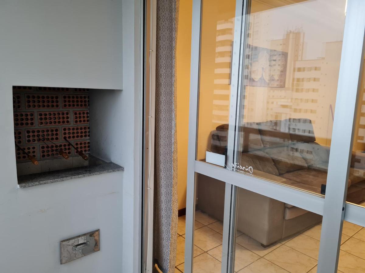 Balneário CamboriúApartamento 2 Quartos Central Diferenciadoアパートメント エクステリア 写真
