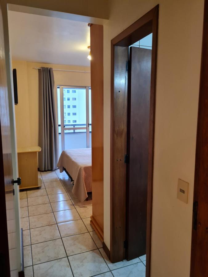 Balneário CamboriúApartamento 2 Quartos Central Diferenciadoアパートメント エクステリア 写真