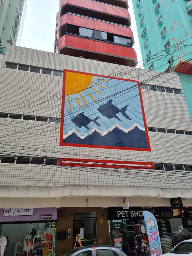 Balneário CamboriúApartamento 2 Quartos Central Diferenciadoアパートメント エクステリア 写真