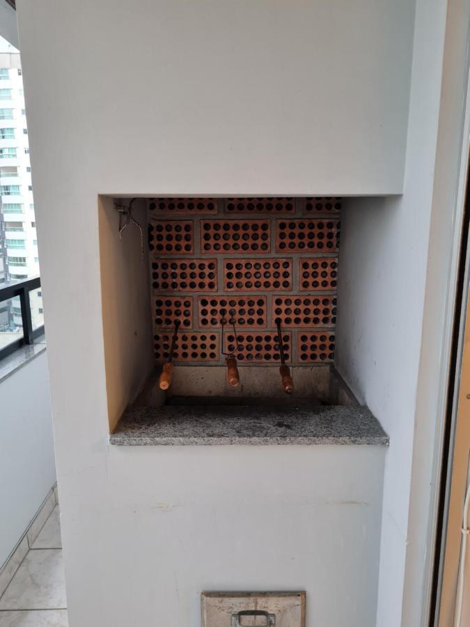 Balneário CamboriúApartamento 2 Quartos Central Diferenciadoアパートメント エクステリア 写真