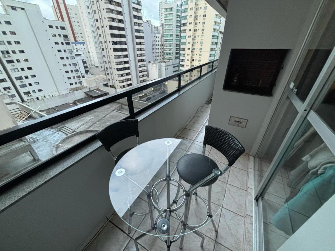 Balneário CamboriúApartamento 2 Quartos Central Diferenciadoアパートメント エクステリア 写真