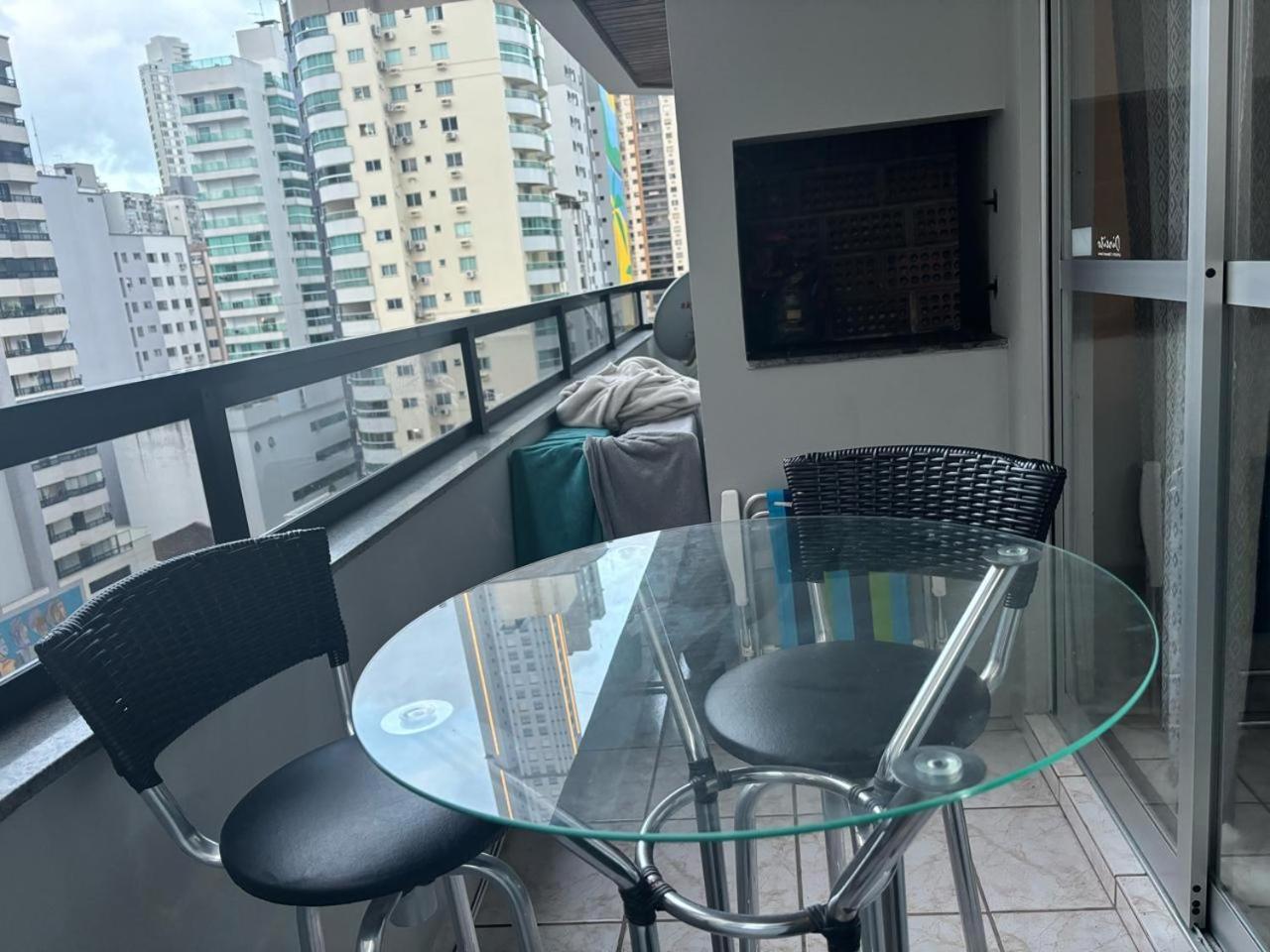 Balneário CamboriúApartamento 2 Quartos Central Diferenciadoアパートメント エクステリア 写真